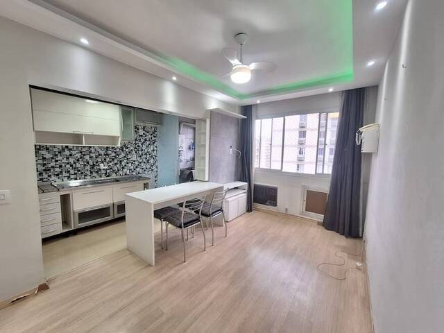 Apartamento para Venda em Rio de Janeiro - 2