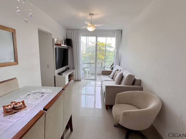 #690B - Apartamento para Venda em Rio de Janeiro - RJ
