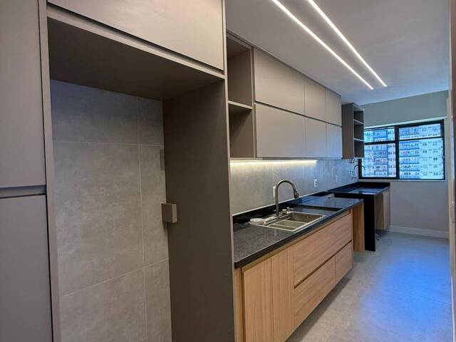 #412D - Apartamento para Venda em Rio de Janeiro - RJ