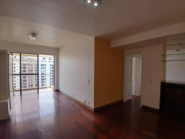 #913C - Apartamento para Venda em Rio de Janeiro - RJ